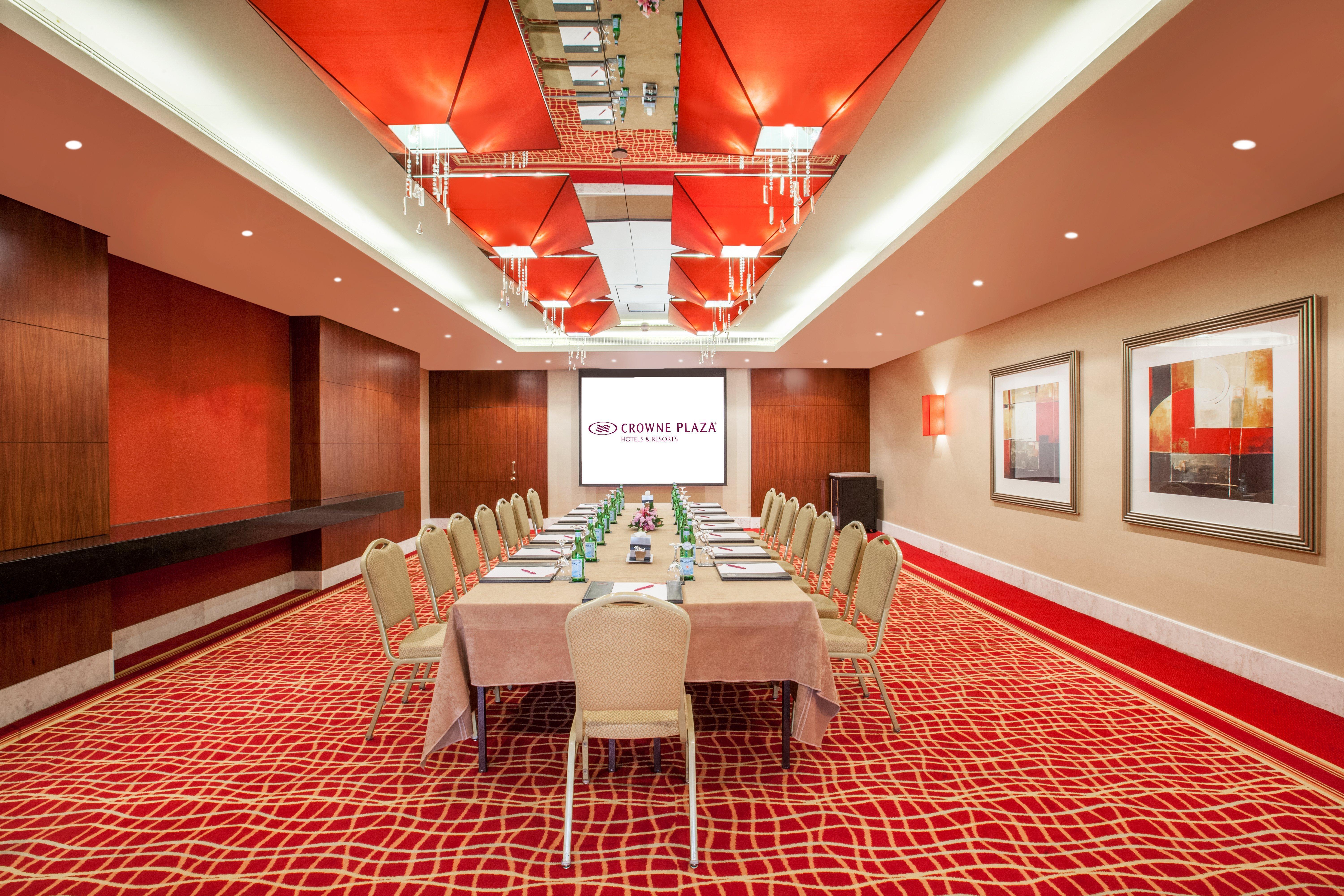 Hotel Crowne Plaza Deira By Ihg