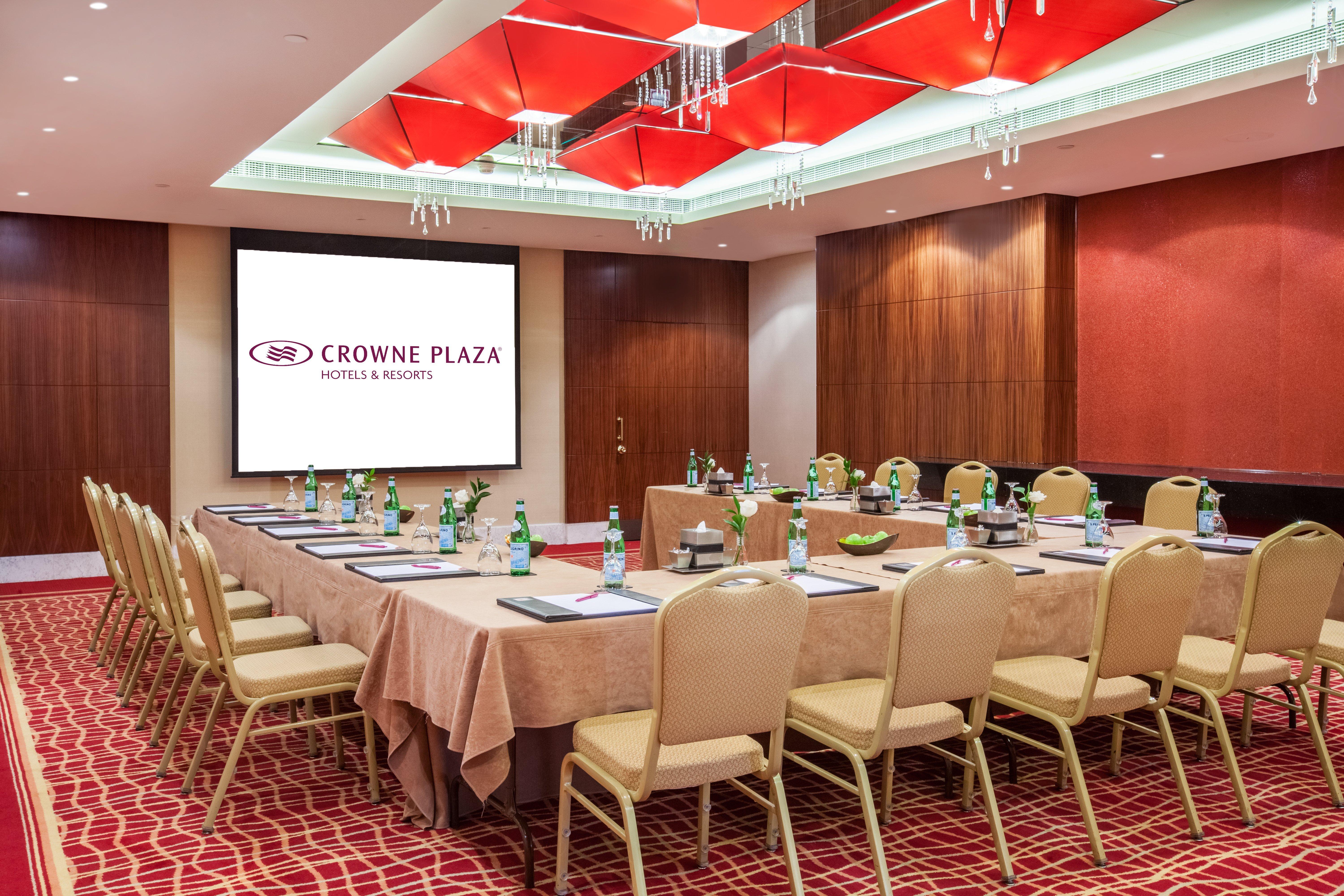 Crowne Plaza Deira By Ihg Dubai