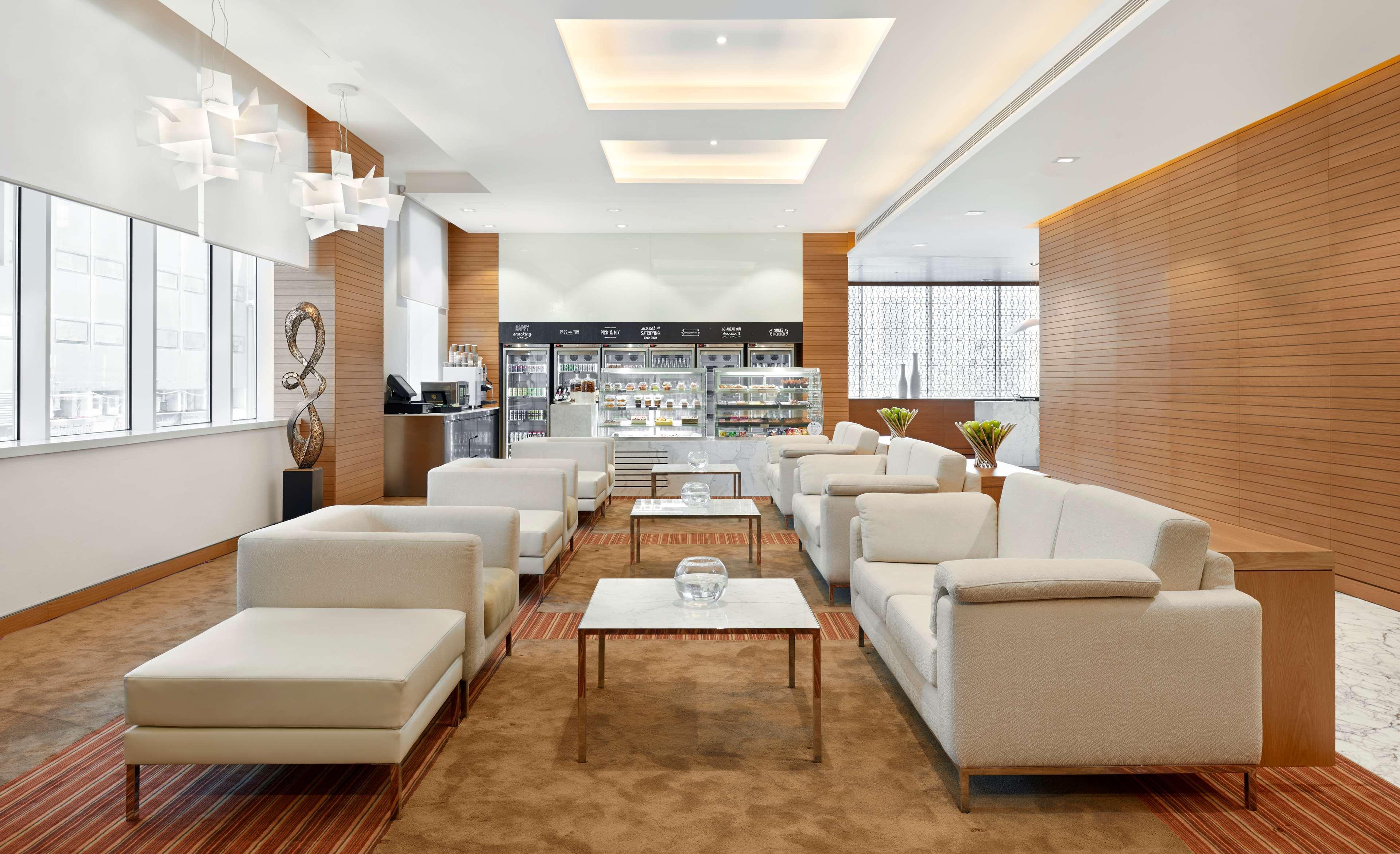 Hyatt Place Baniyas Square Hotel Dubai
