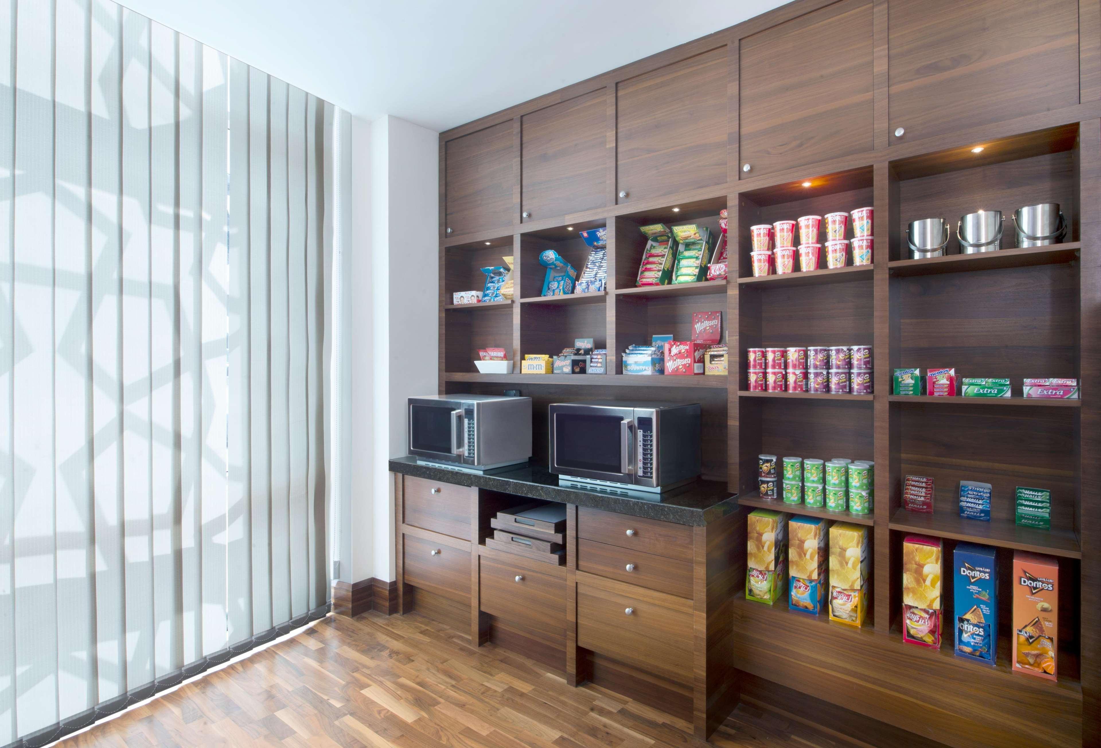 Hilton Garden Deira Hotel