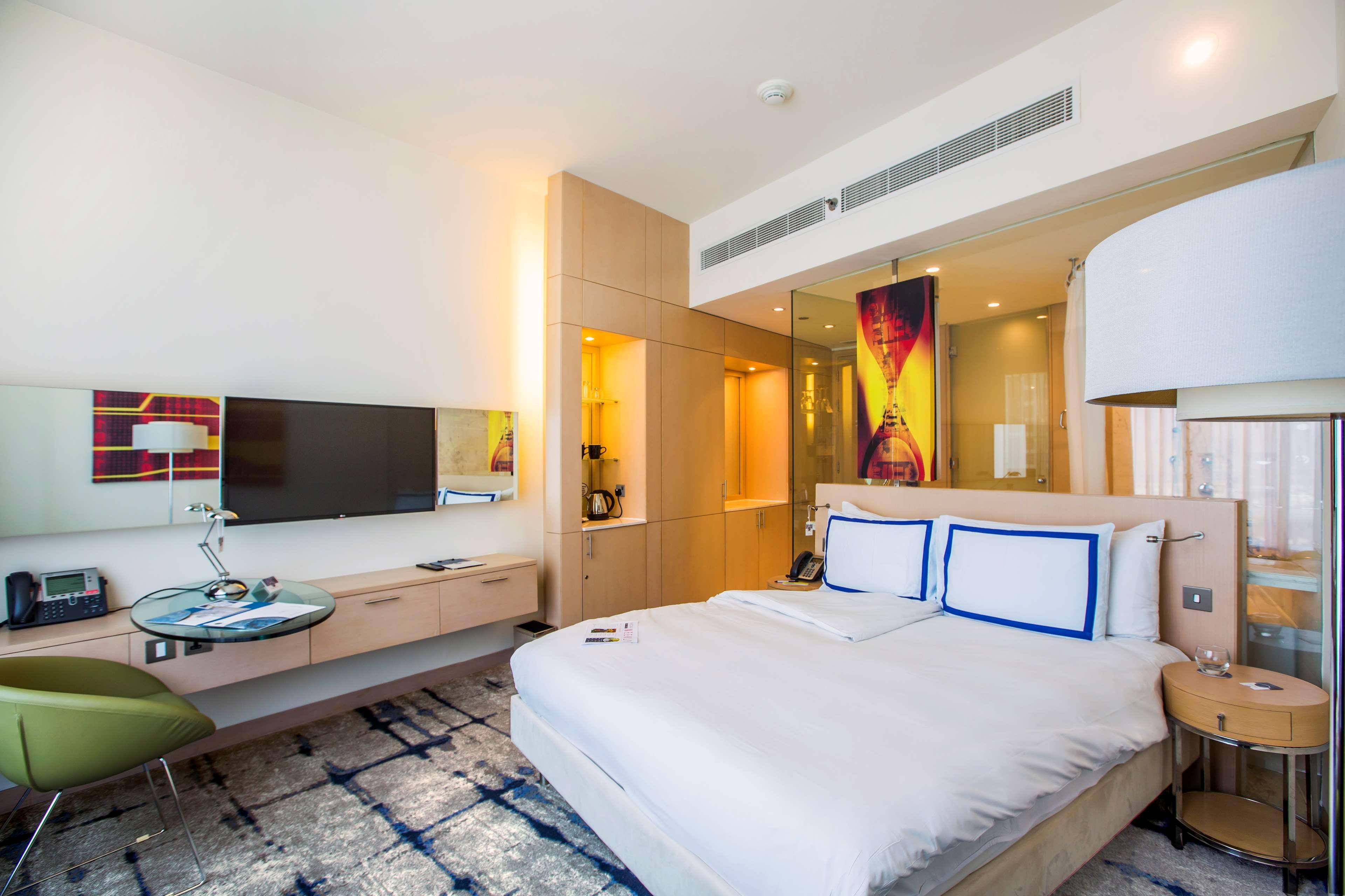 Hotel Media One 4*