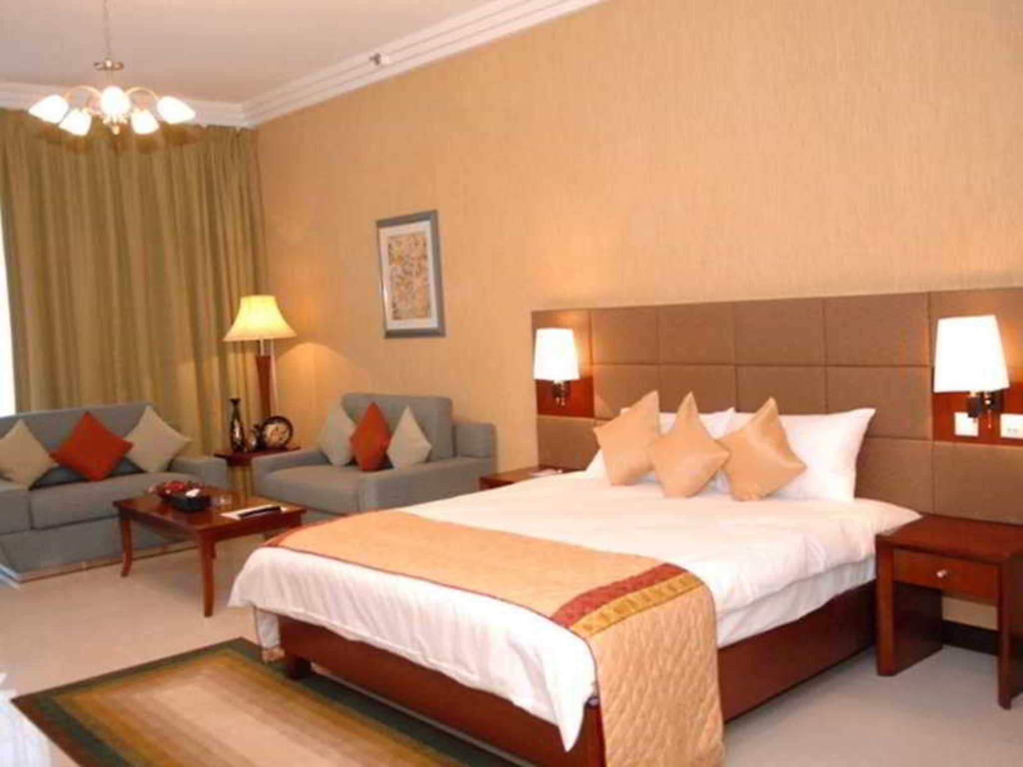 Star Metro Deira 4*