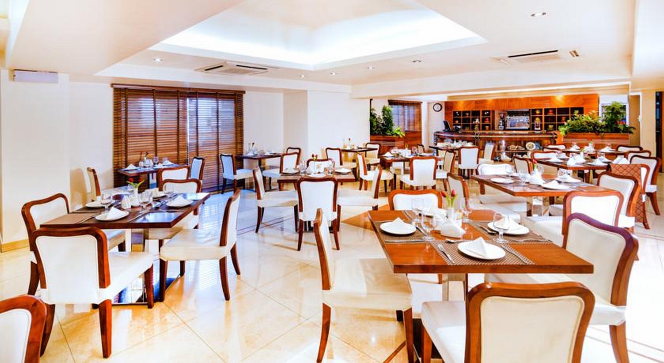 Aparthotel Golden Sands