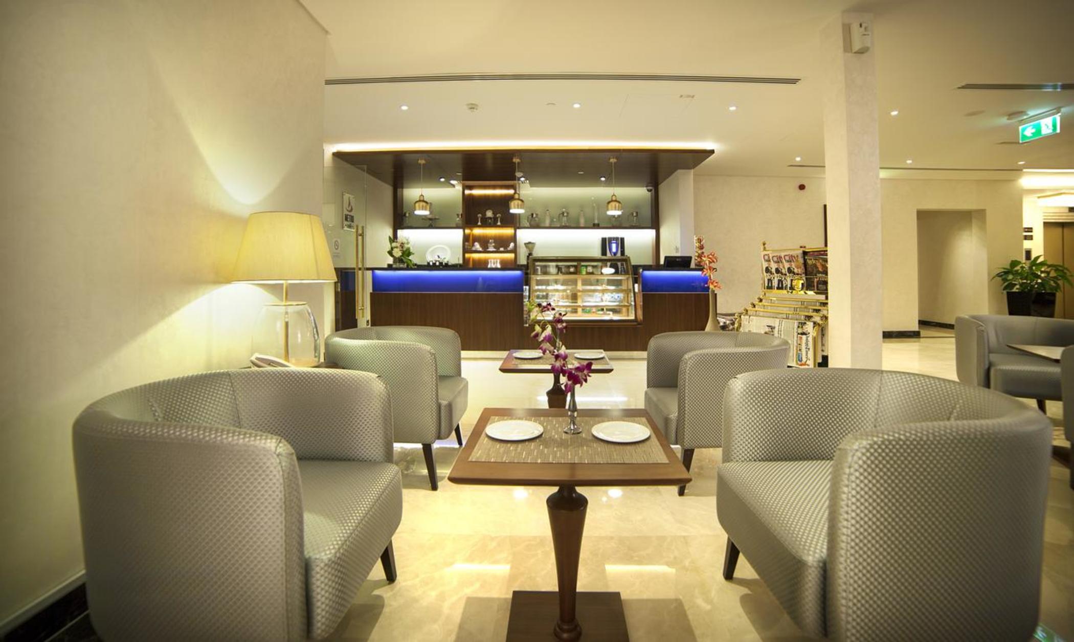 Raviz Center Point Otel Dubai