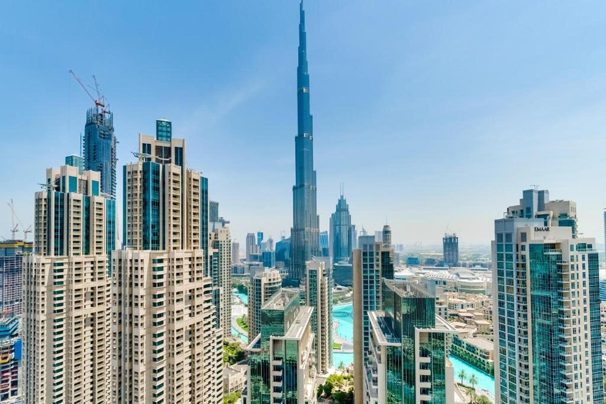Vida Residences Downtown Hotel
