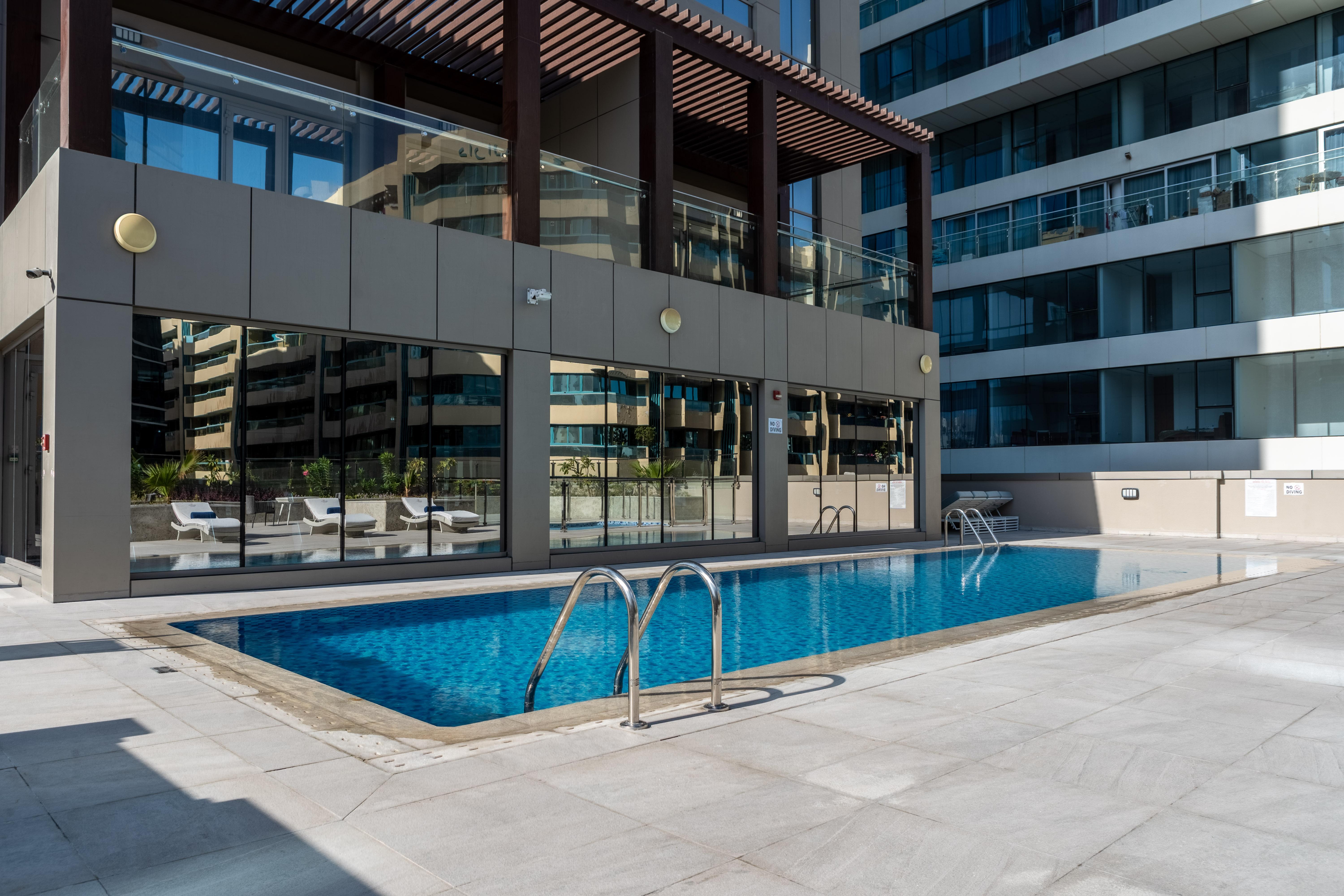 Suha Mina Rashid Aparthotel 4*