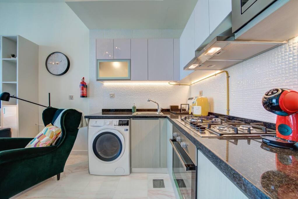 Apartamento Lovely In Business Bay Dubai