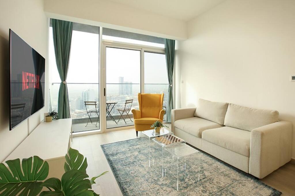 Apartment Spacious 1 Bedroom In Jvc -