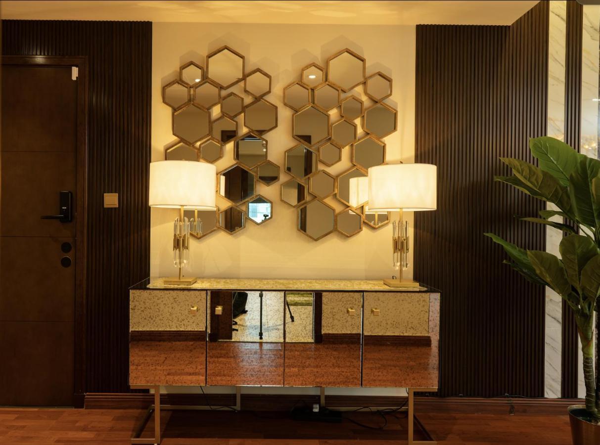Luxury 3 Bedroom - Direct View To Burj Khalifa Apartment Dubai