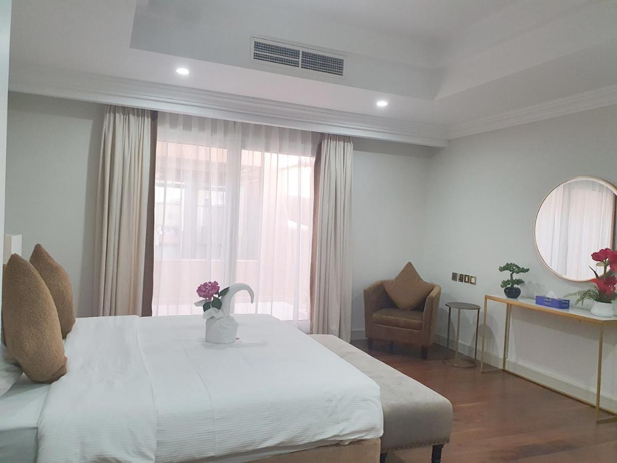 Rare Gem - 5 Bhk Taj Grandeur, Palm Jumeirah * Dubai