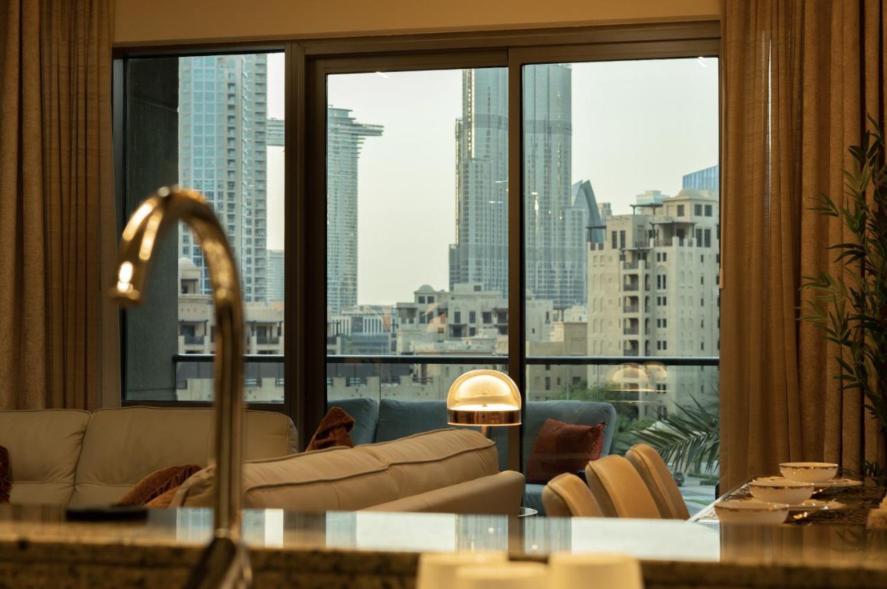Luxury 3 Bedroom - Direct View To Burj Khalifa * Dubai