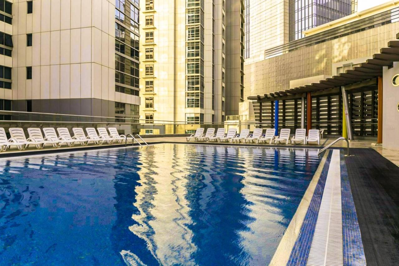 Higuests - Roomy With Infinity Pool Close To Burj Khalifa Apartment *