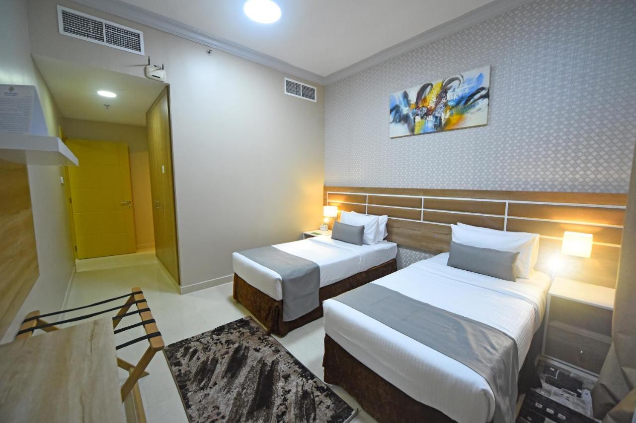 Aparthotel Emirates Stars 4*