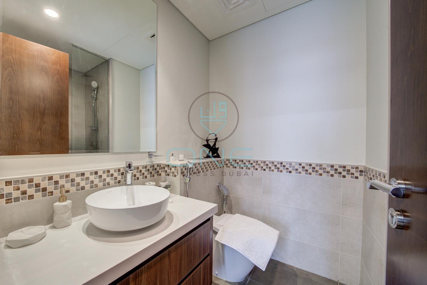 Apartamento Premium 2br W Canal View Near Downtown Dubai