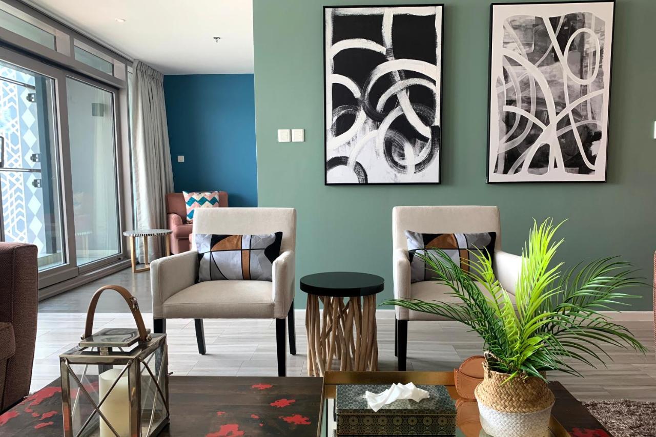 Water Views At Large Luxury One Bed Dubai