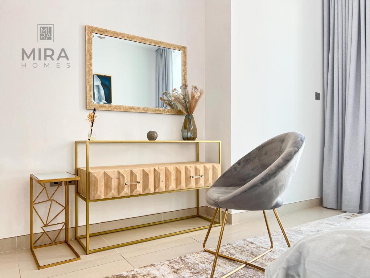 Mira Holiday Homes - Newly 2 Bedroom In Marina * Dubai