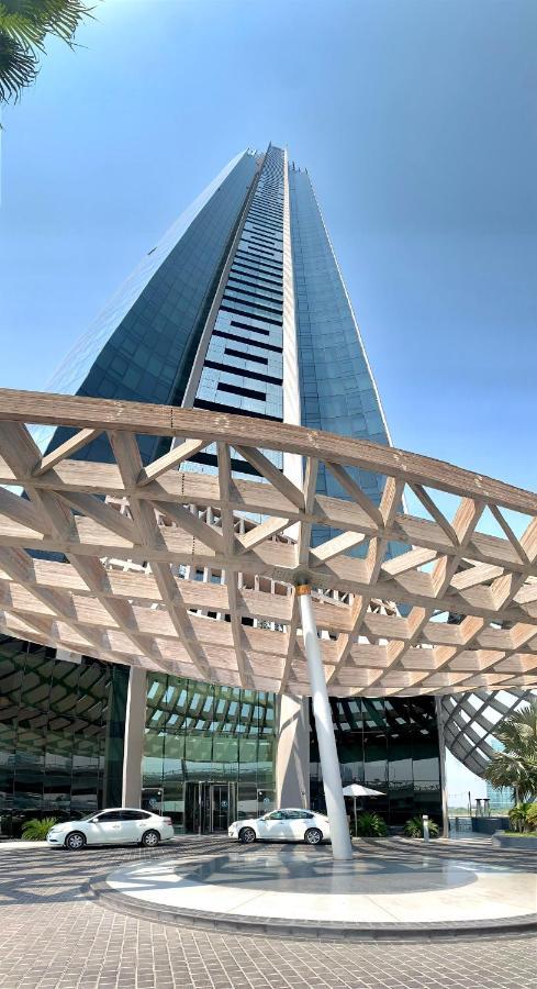 Water Views At Large Luxury One Bed * Dubai