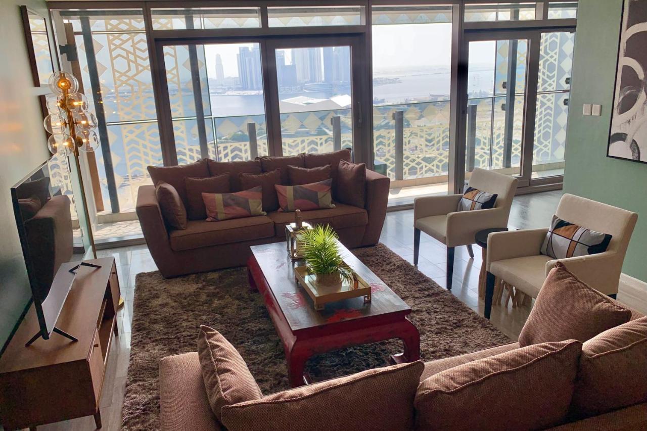 Apartment Water Views At Large Luxury One Bed *