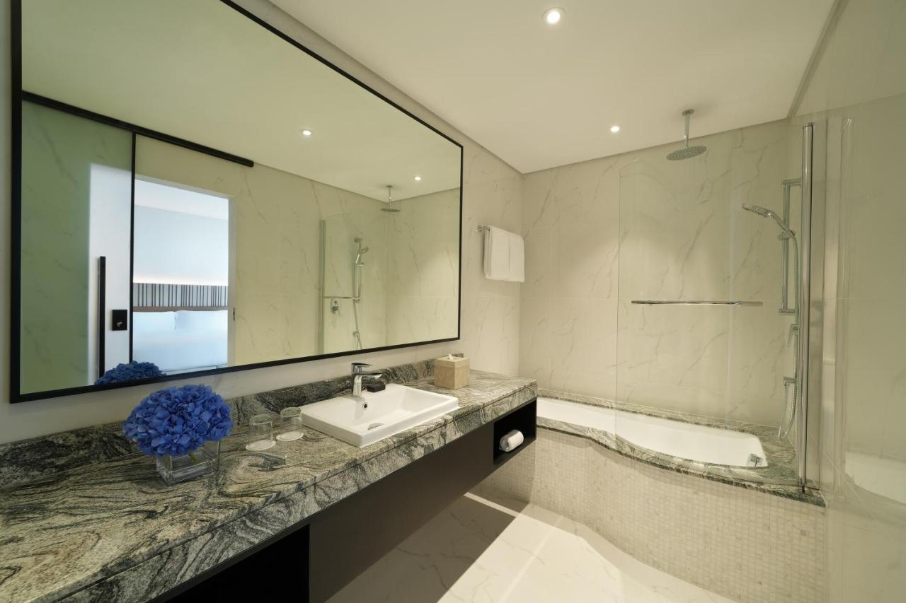 Hotel Arabian Park Dubai, An Edge By Rotana Dubai