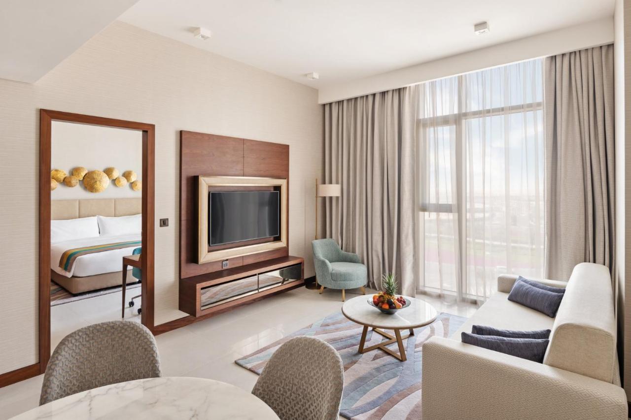 Al-maktoum Airport By Ihg 4*