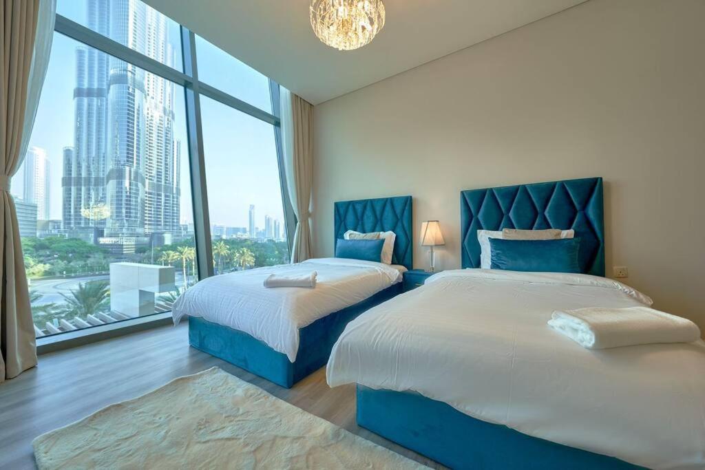 Magnificent Stunning 3 Br With Burj Khalifa View * Dubai