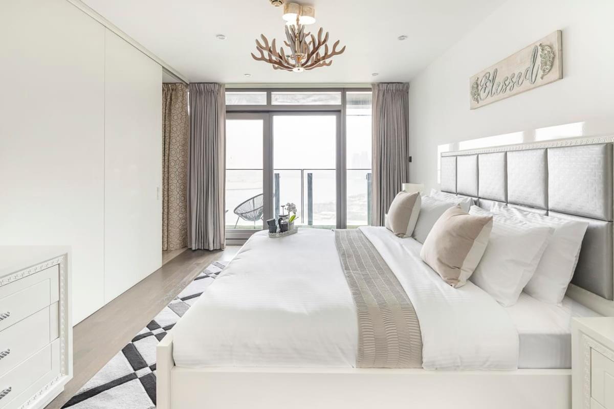 Apartment Frank Porter - D1 Jaddaf Dubai