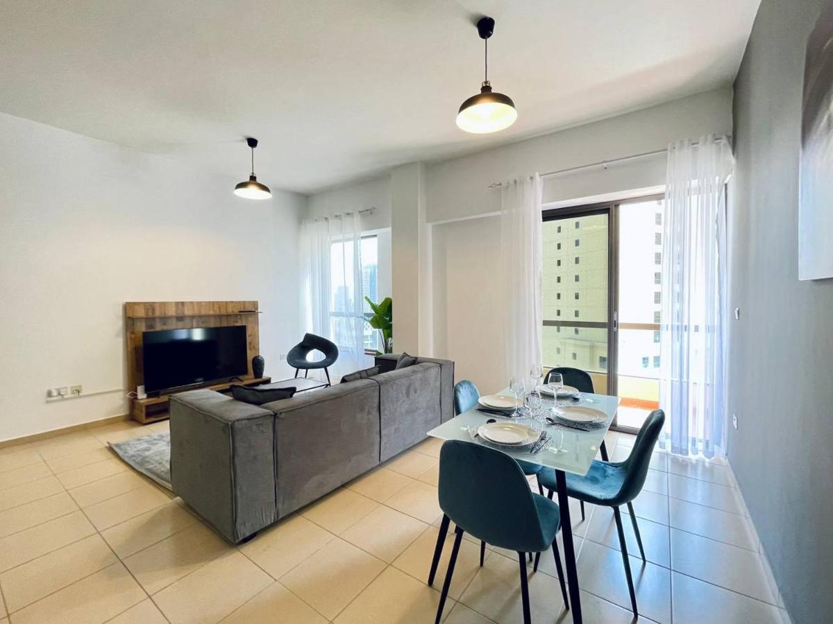 1 World, Premium Hostel, Jbr, Near Metro And Beach Daire *