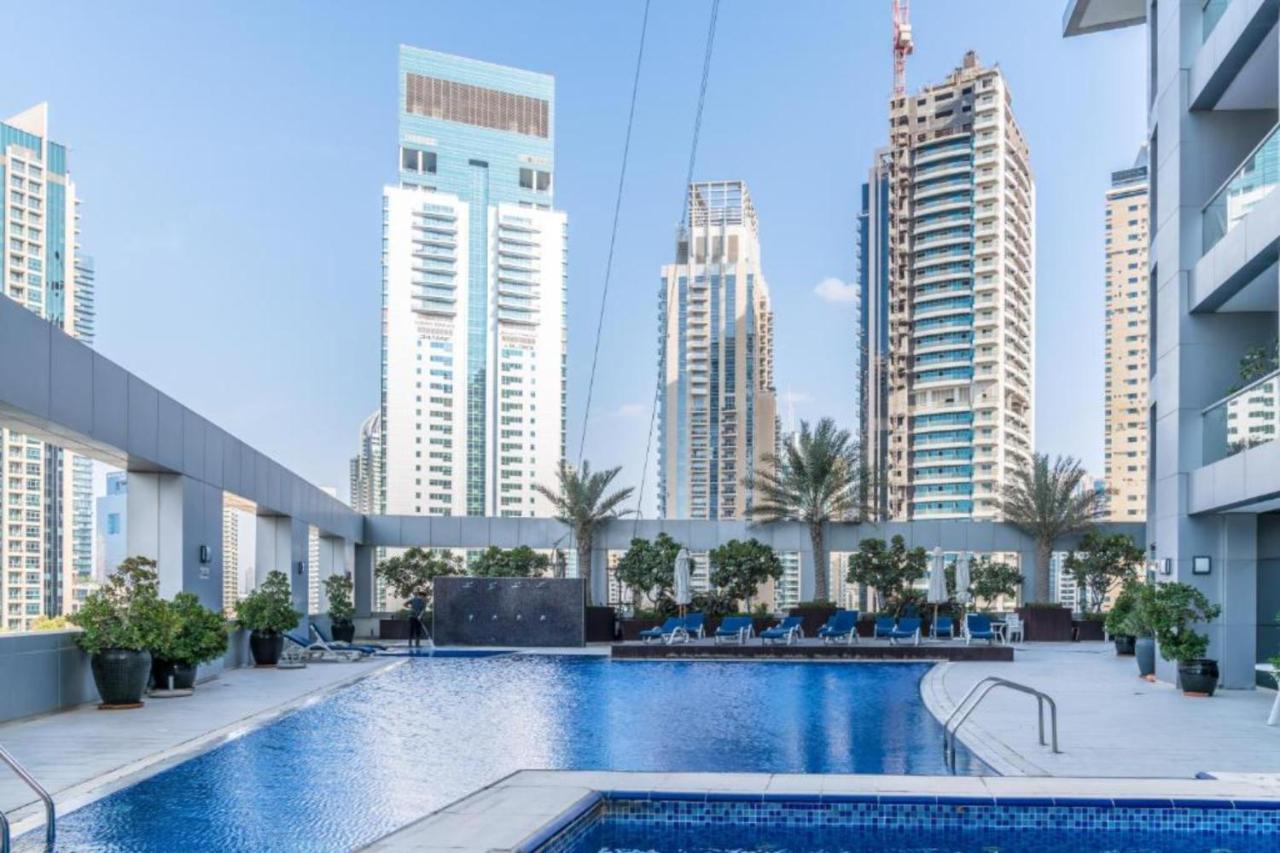 Sky View Tower In Marina Jbr *