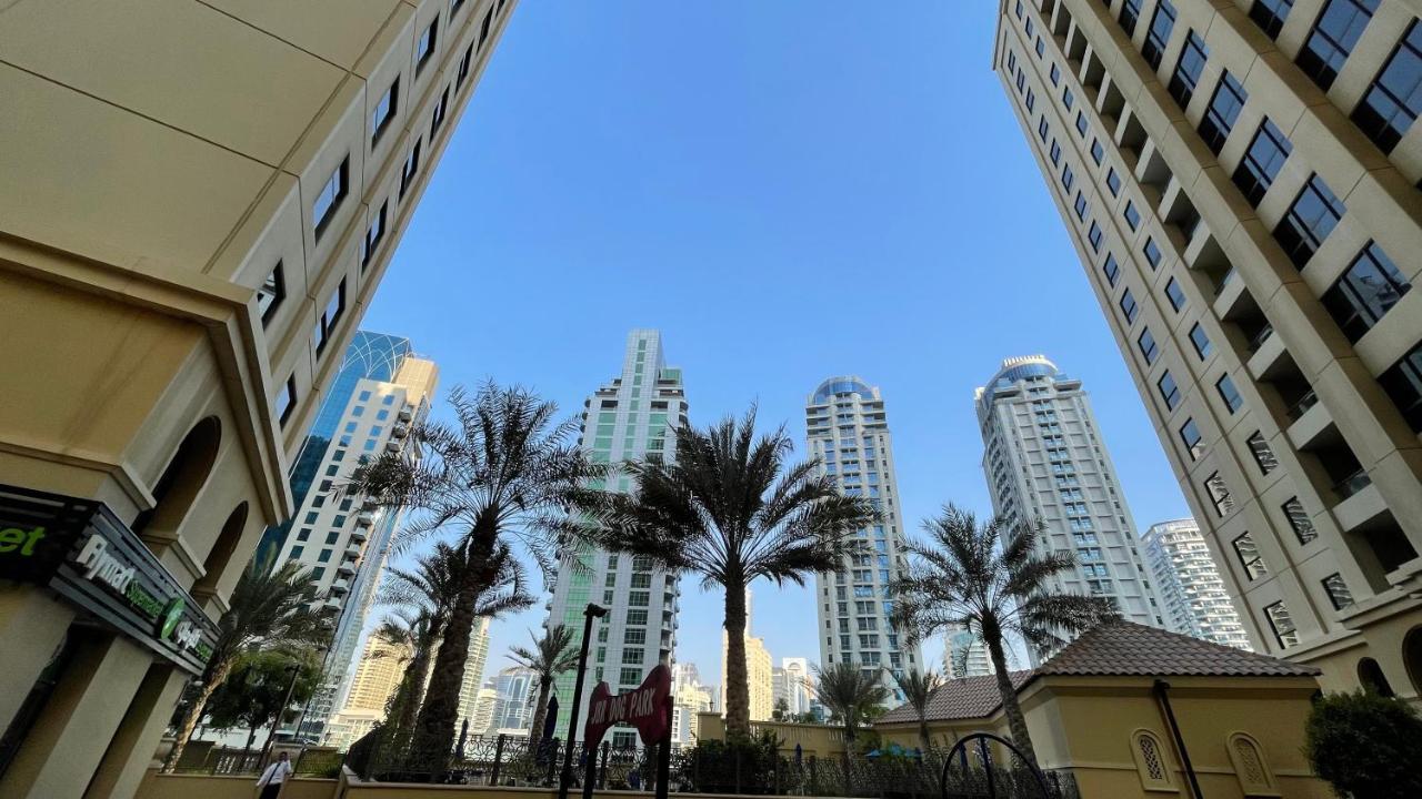 Hostel Business Backpackers Jbr
