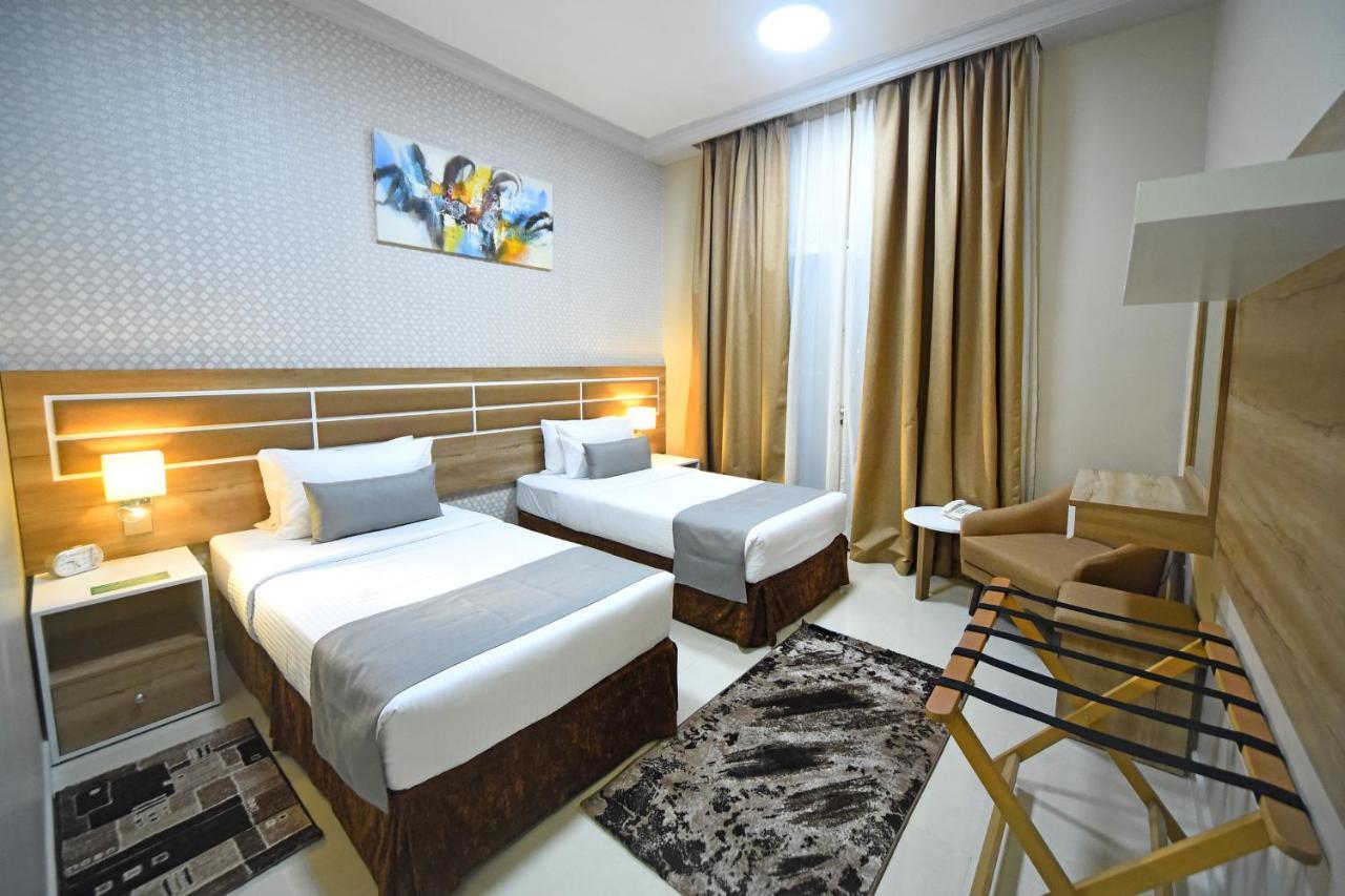 Emirates Stars Aparthotel 4*