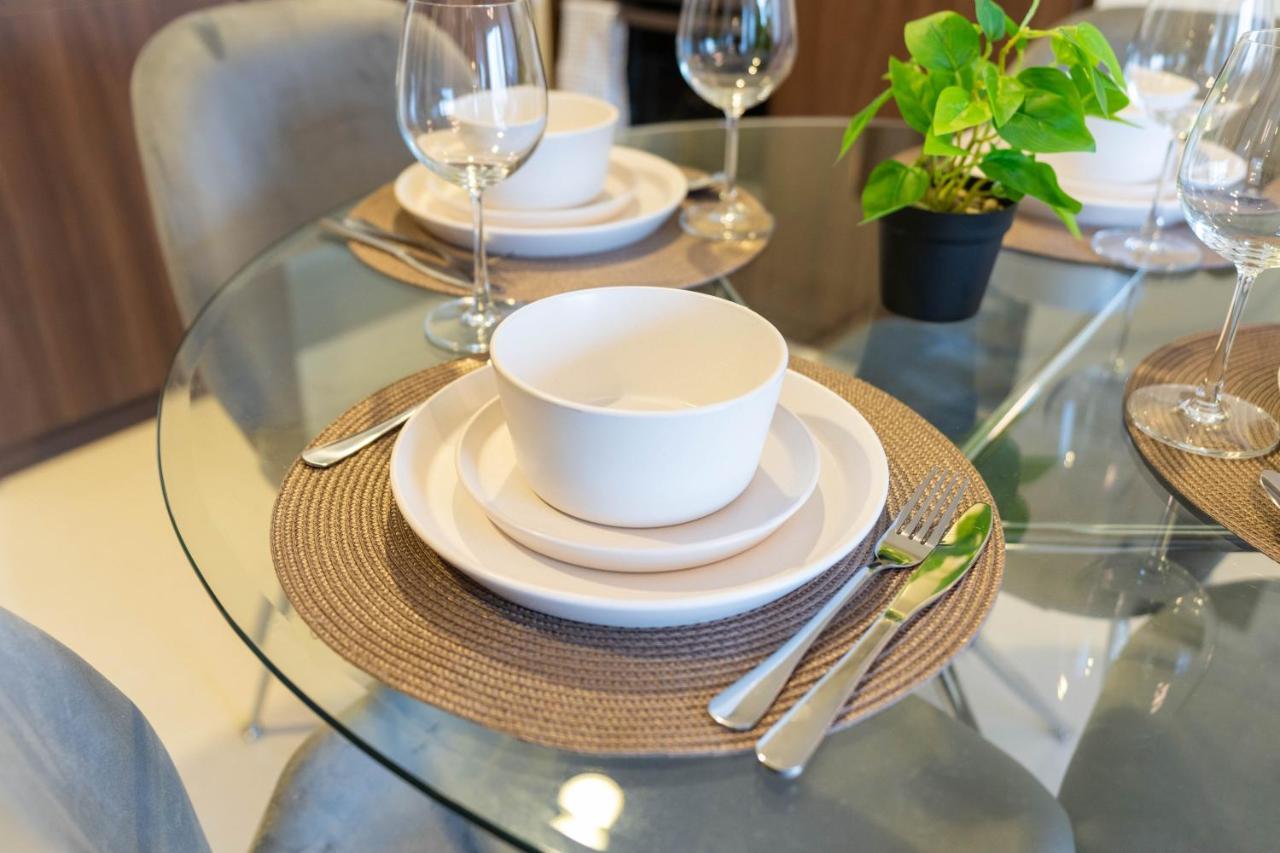 Delightful 2br At Reva Residences