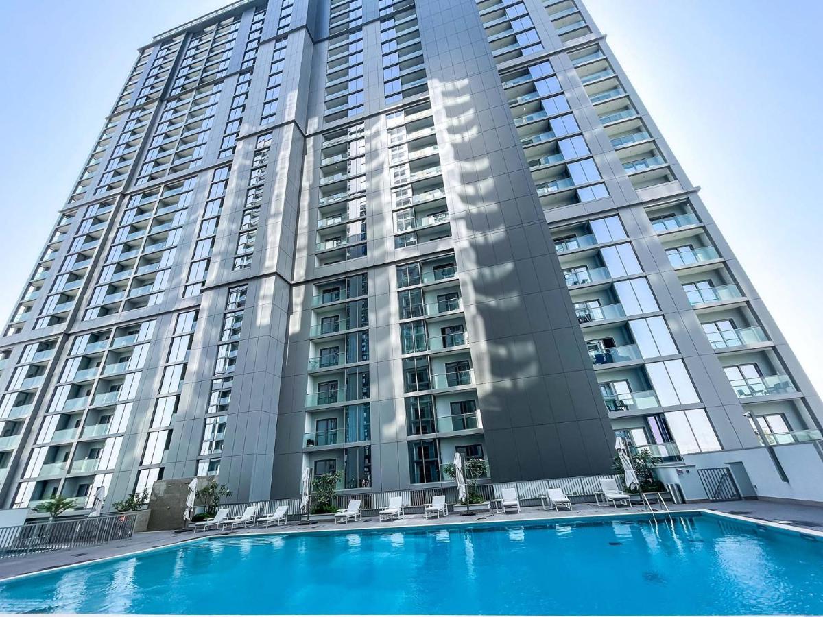 Apartment Phenomenal 1 Bedroom Near Burj Khalifa Dubai