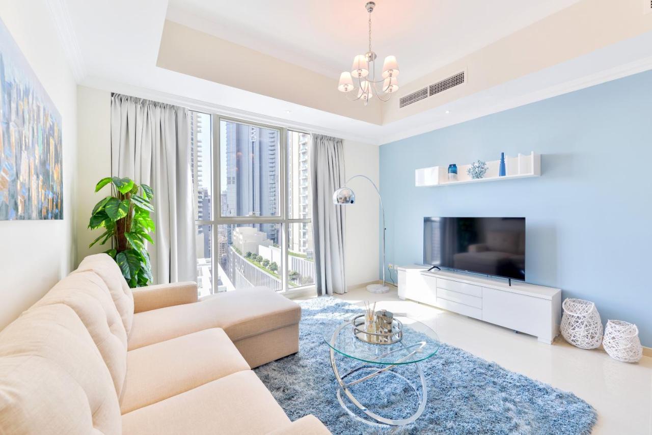 Dunya Tower - Downtown Luxury - 5 Min Walk To Mall! Daire