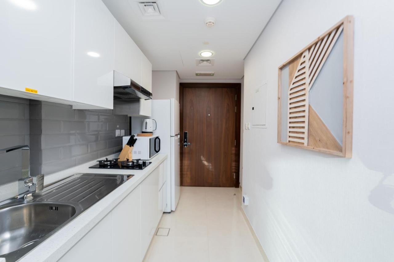 Apartment Kasco Homes Waves Tower Business Bay Dubai