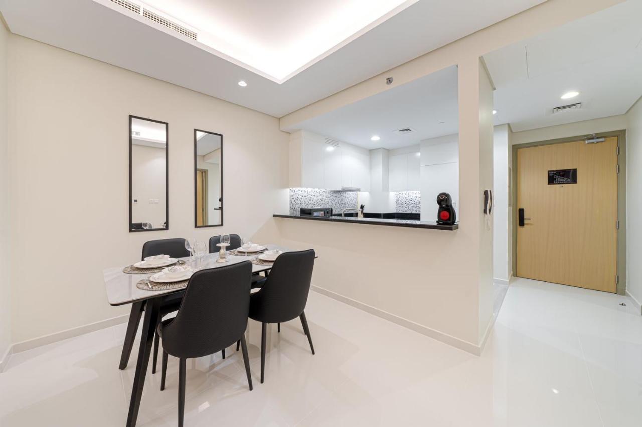 Apartment Paramount Midtown Deluxe 1 Bedroom With Full Burj-khalifa View Dubai
