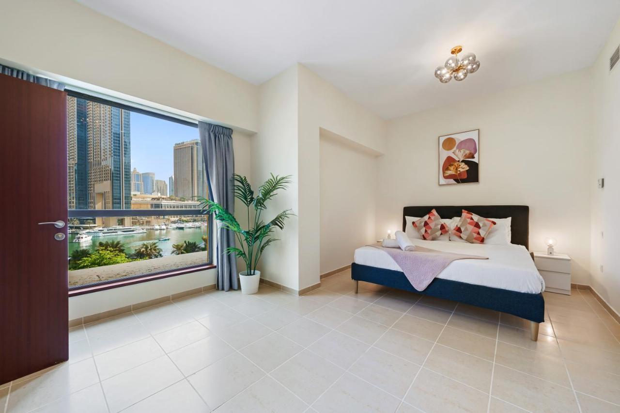 Daire Large Jbr 2br W/ Balcony / Heart Of Marina Dubai