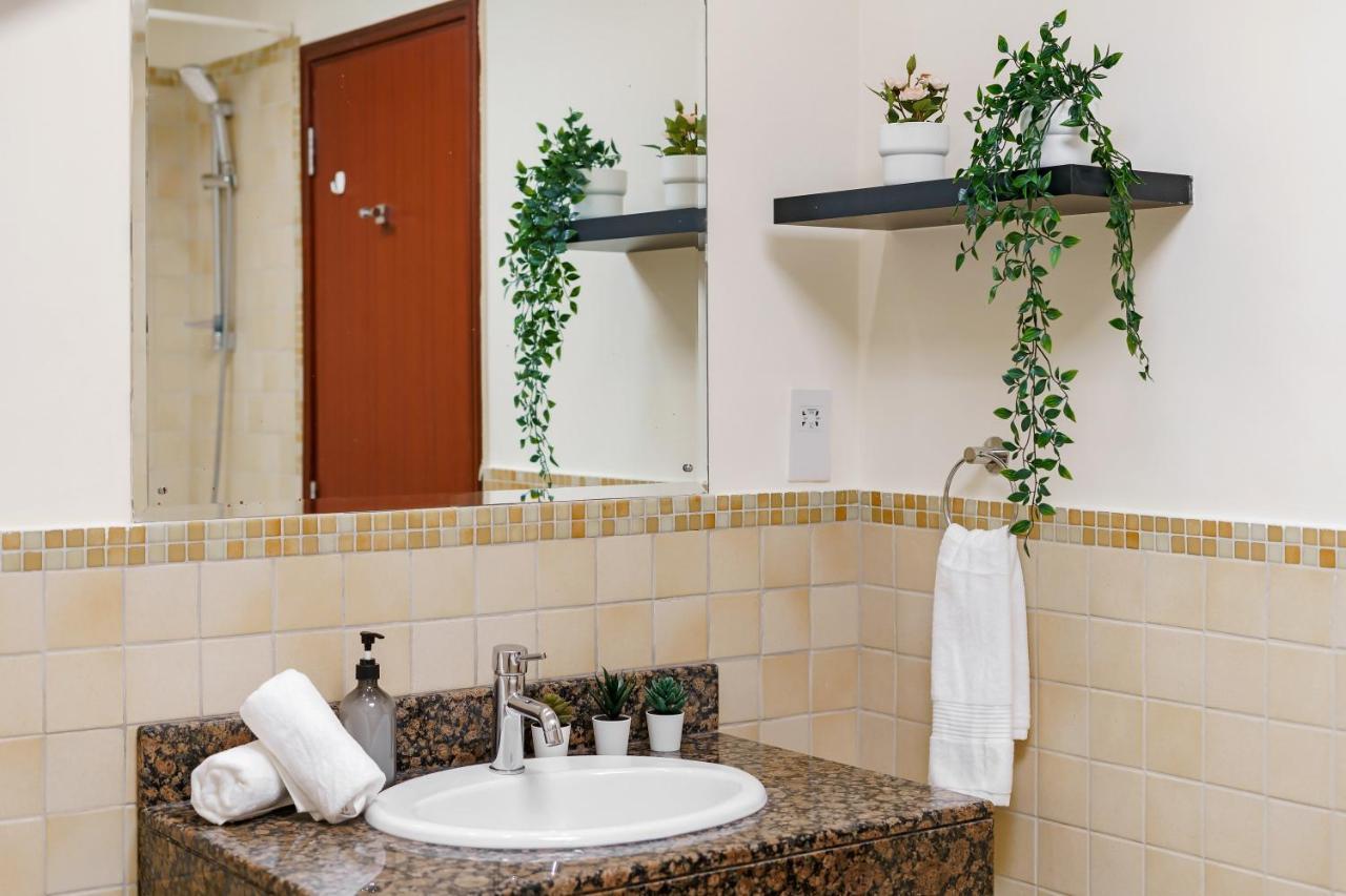Daire Large Jbr 2br W/ Balcony / Heart Of Marina *
