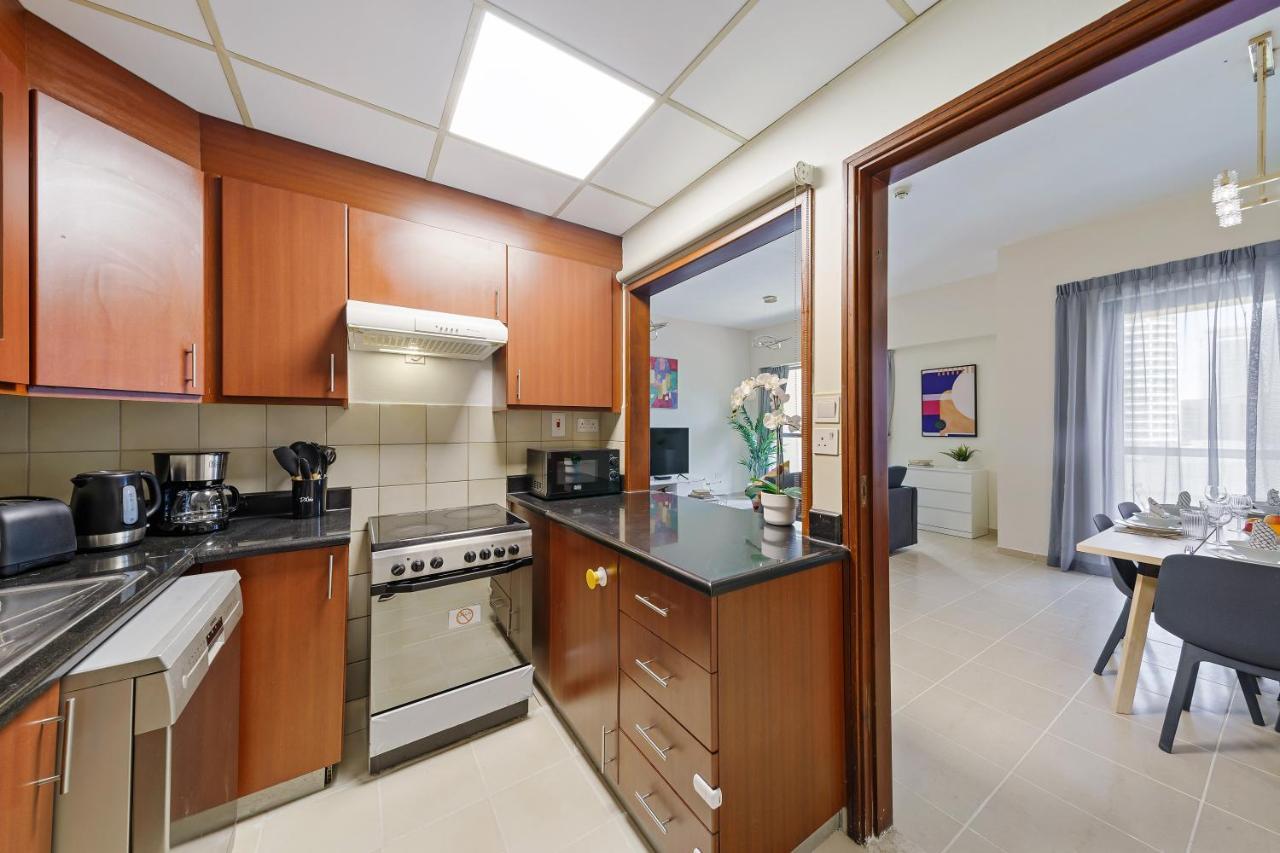 Daire Large Jbr 2br W/ Balcony / Heart Of Marina *