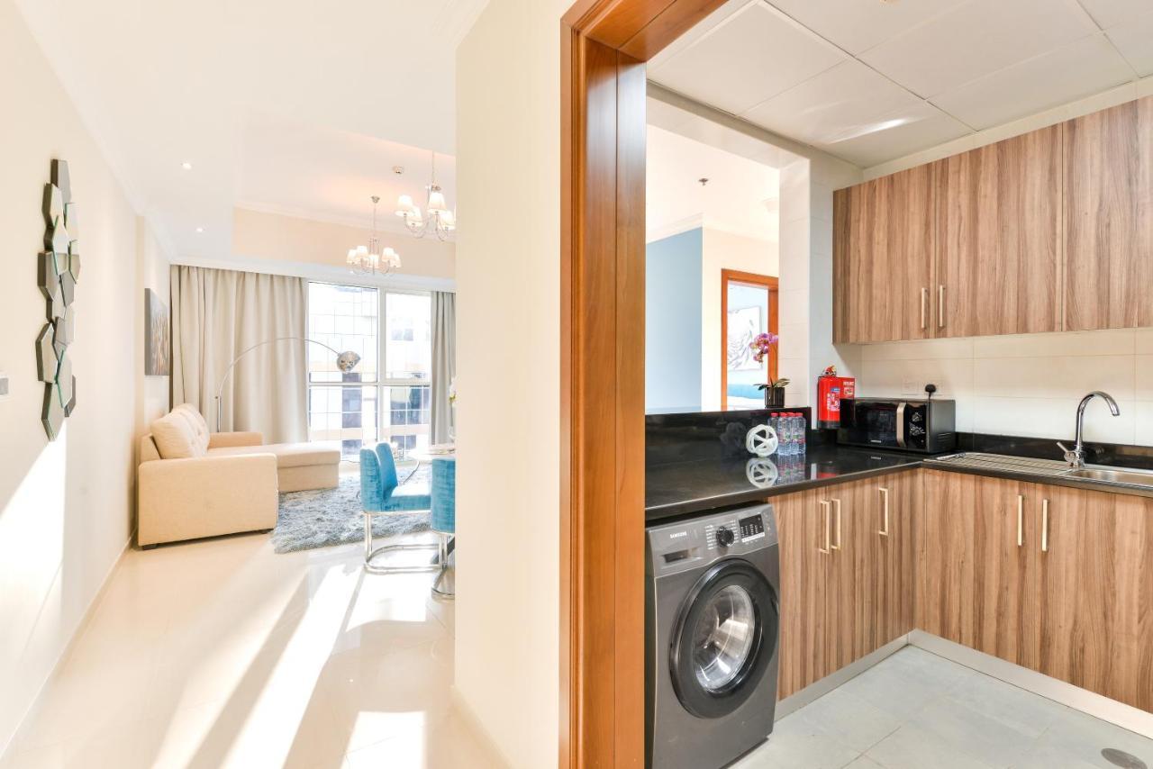 Dunya Tower - Downtown Luxury - 5 Min Walk To Mall! Dubai