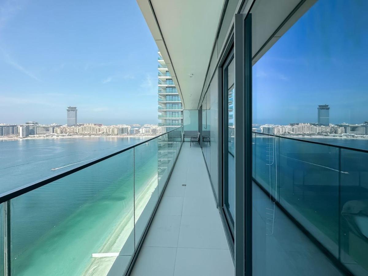 Luton Vacation Homes: Beachfront With Sea View Dubai
