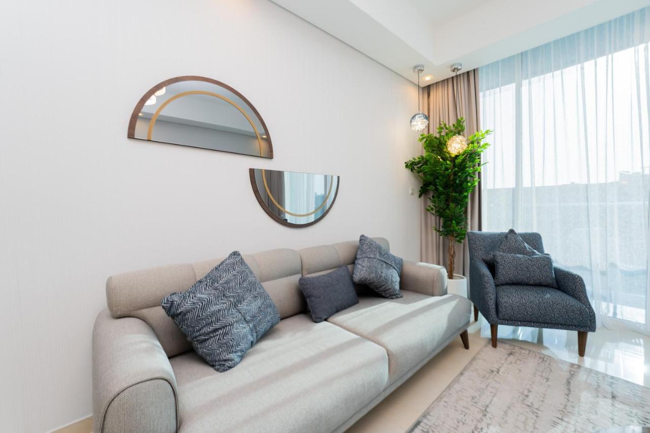 Kasco Homes Waves Tower Business Bay * Dubai