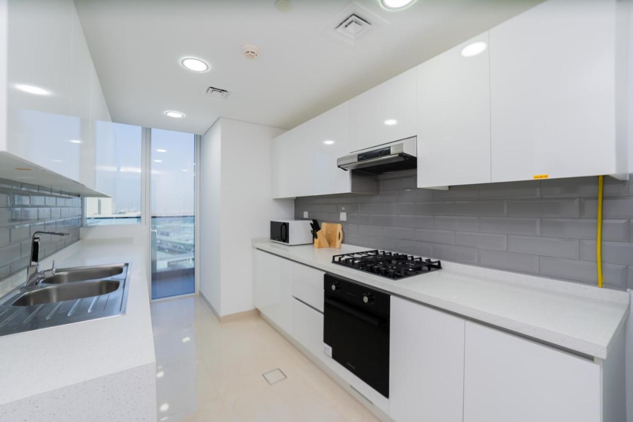 Kasco Homes Waves Tower Business Bay Apartment *