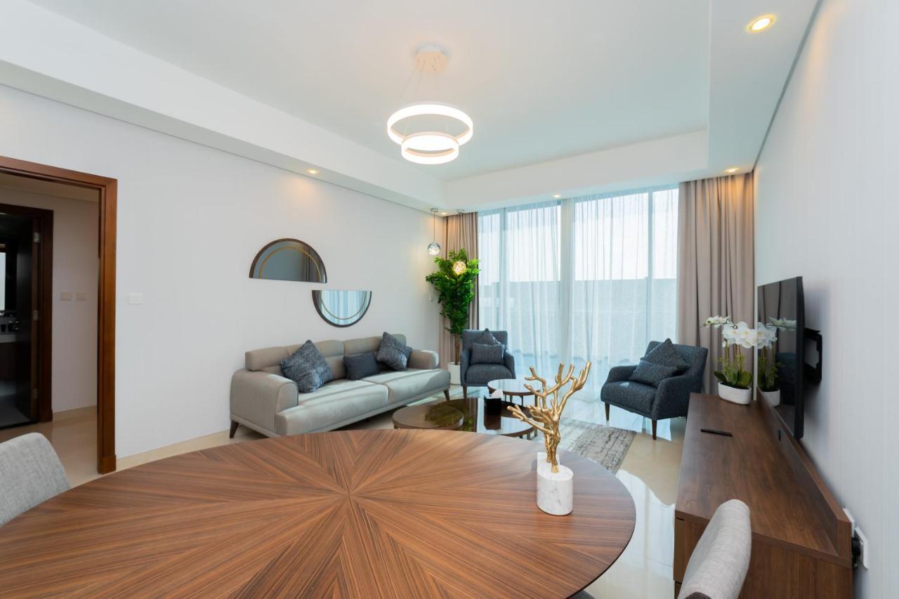 Kasco Homes Waves Tower Business Bay * Dubai