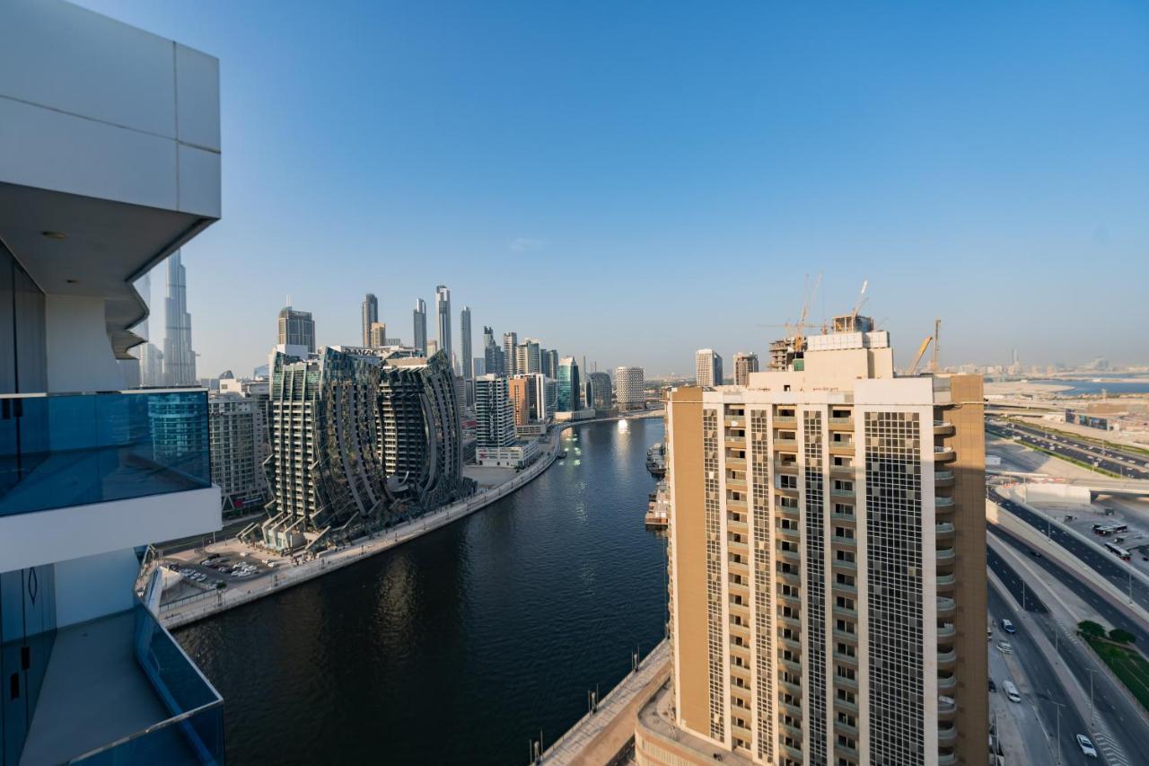 Kasco Homes Waves Tower Business Bay Apartment Dubai