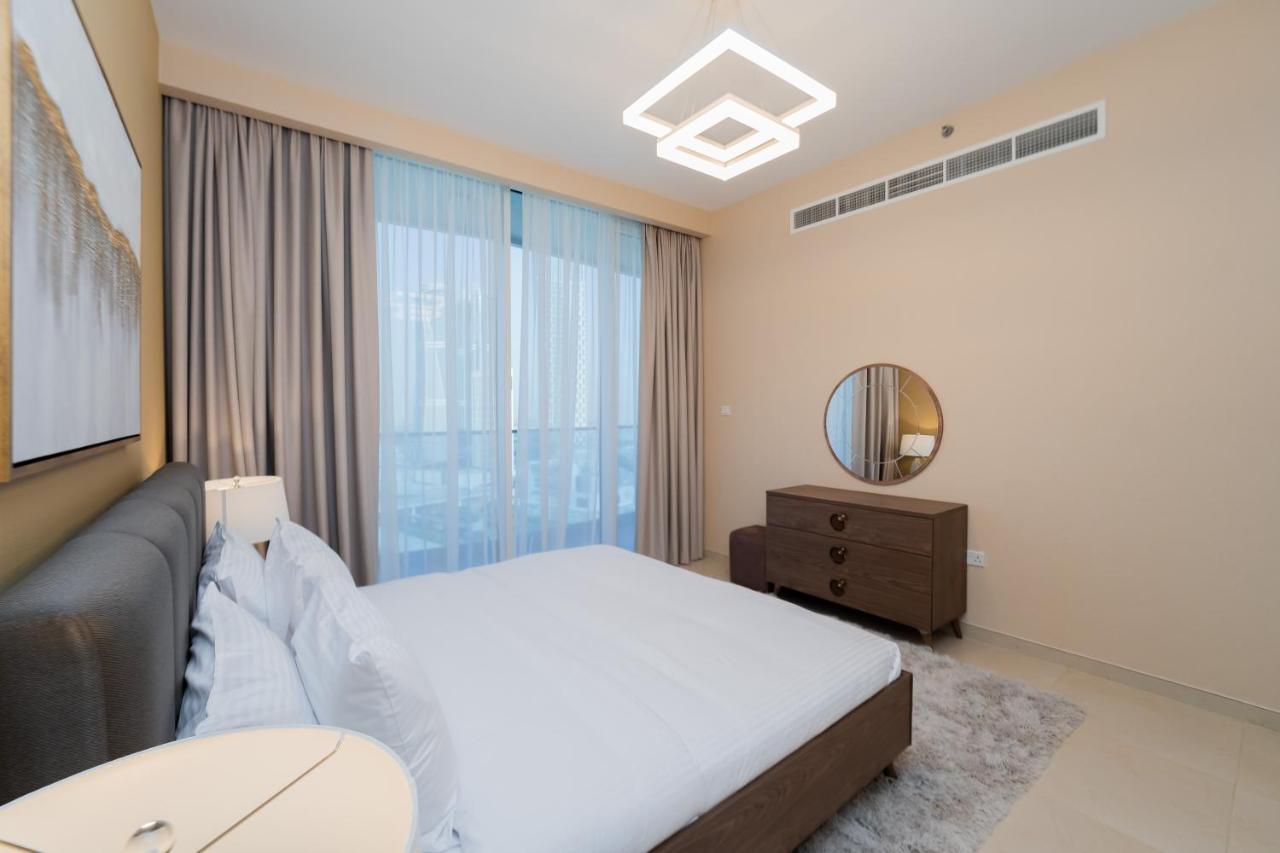 Kasco Homes Waves Tower Business Bay * Dubai