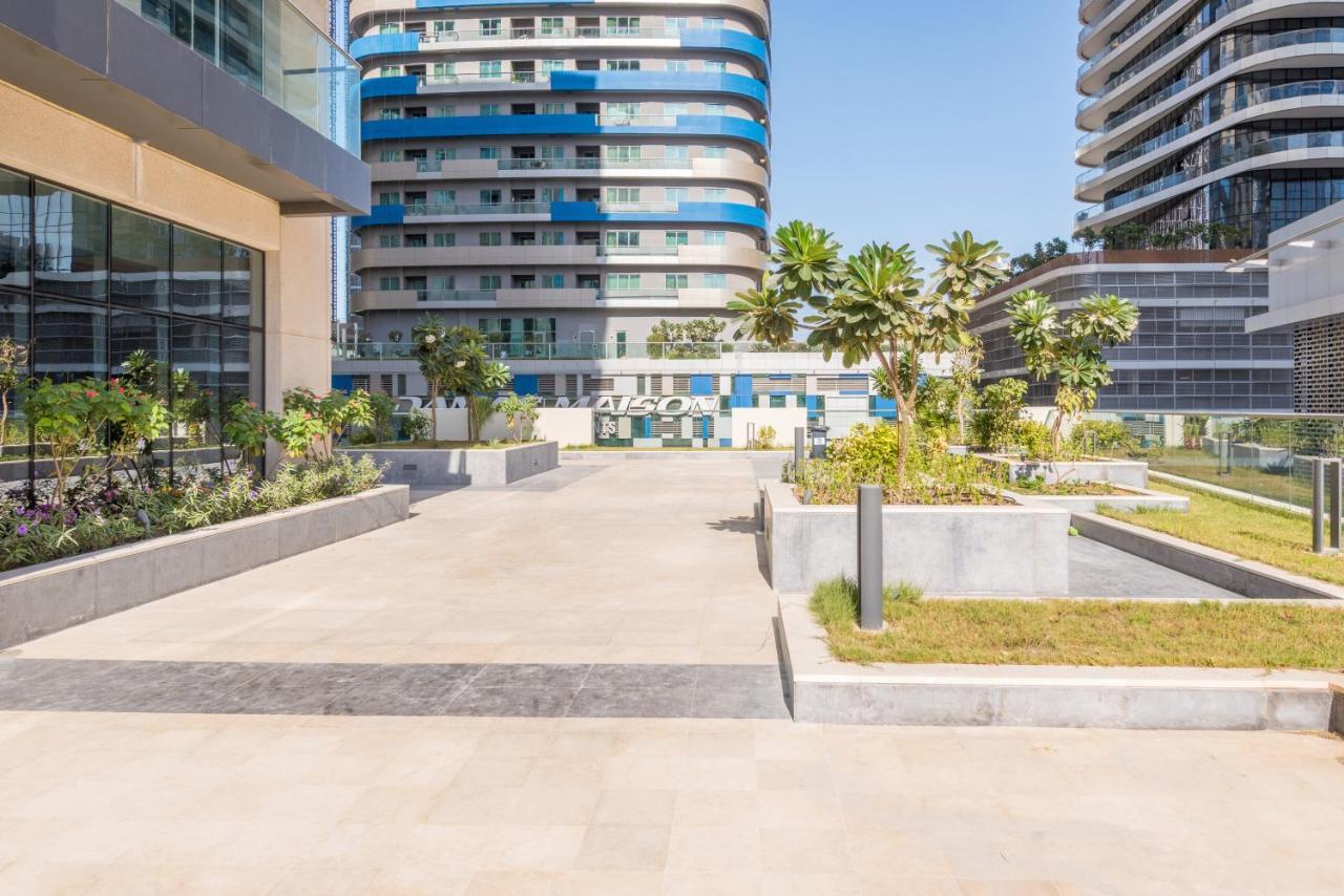 Dunya Tower - Downtown Luxury - 5 Min Walk To Mall! Daire