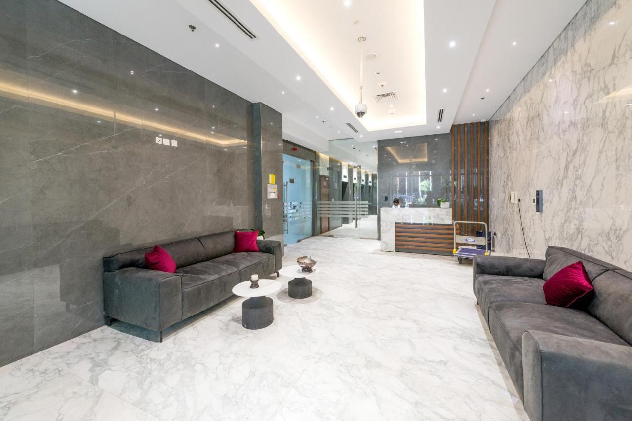 Dunya Tower - Downtown Luxury - 5 Min Walk To Mall! * Dubai