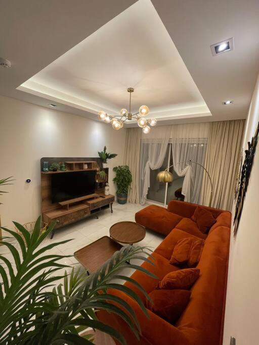 Luxury 5 Star 1 Bed Apartment Dubai