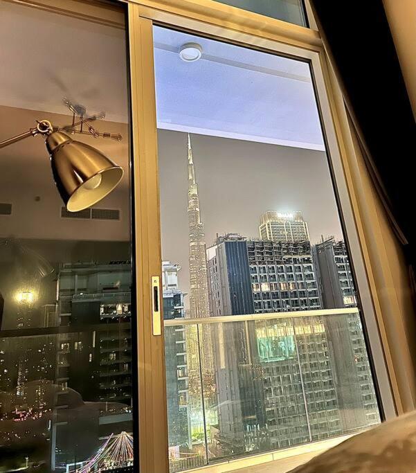 Onyx - Full Burj Khalifa View 2 Bedroom - Downtown Daire Dubai