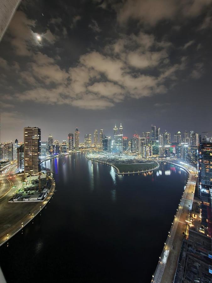 Stunning Downtown A28 *
